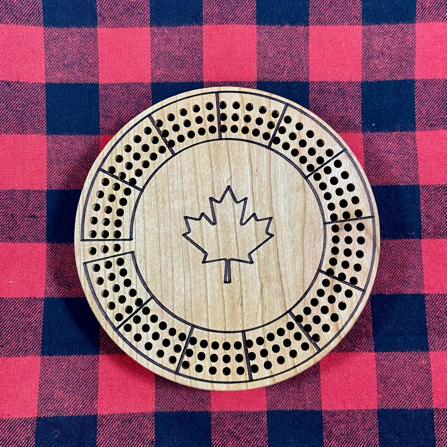 Tiny Traveller Crib Board - Maple Leaf Eh
