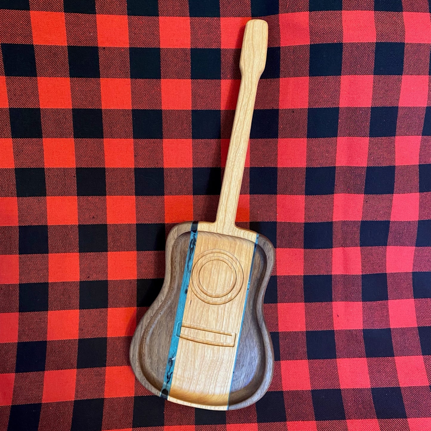 Guitar Catch All Tray - Epoxy Detail